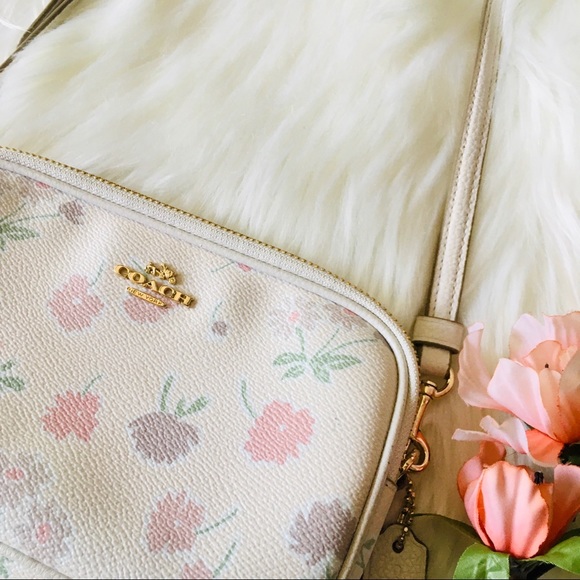 🌸COACH Daisy Field Pebbled Leather Crossbody - Picture 2 of 16
